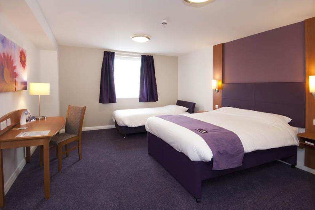 Premier Inn Plymouth City Centre - Sutton Harbour Værelse billede