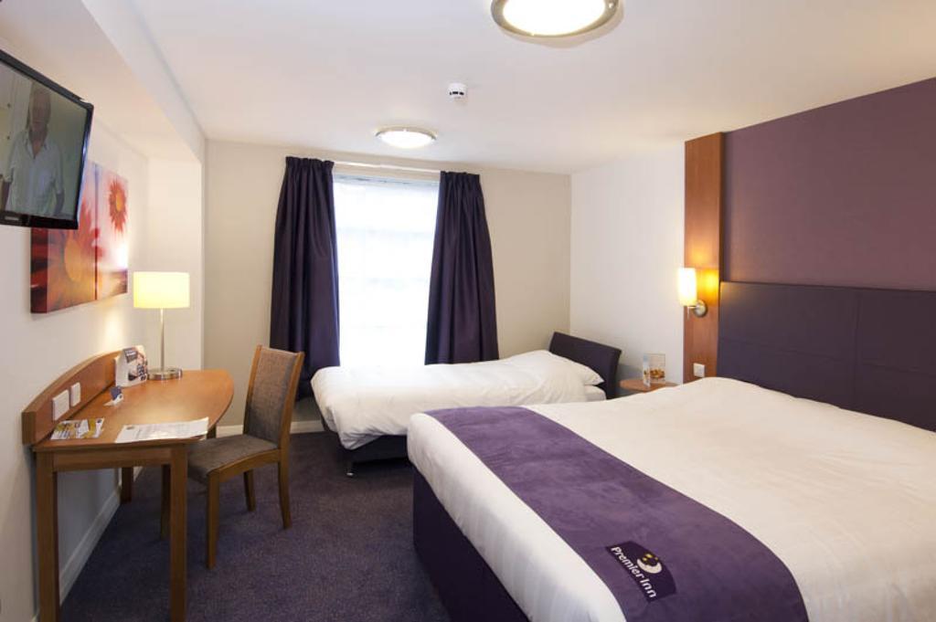 Premier Inn Plymouth City Centre - Sutton Harbour Værelse billede